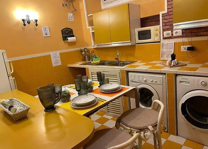 Apartment Aventino The Yellow Rom
